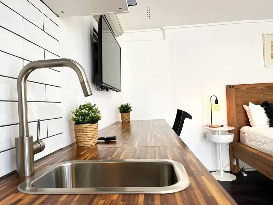 Studio A by Breckler Park - 2