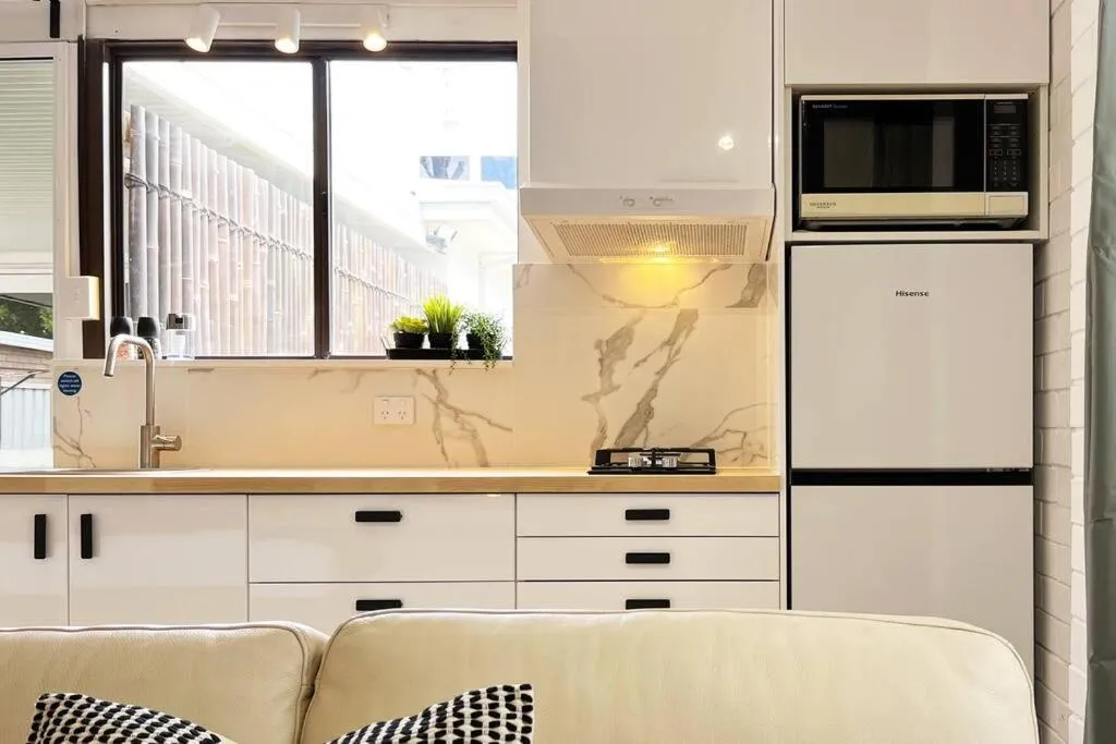 Studio C by Breckler Park - 3