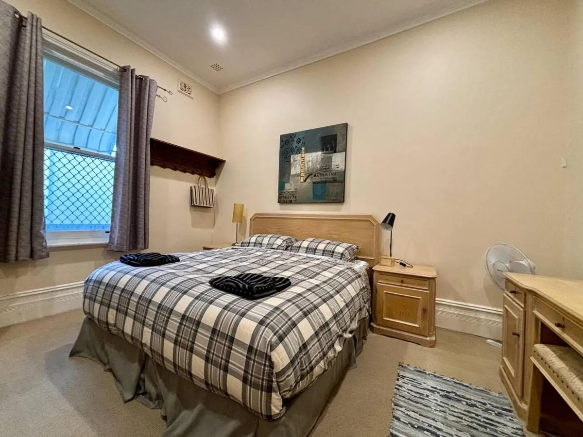 Subiaco Heritage House “gem”! - 2