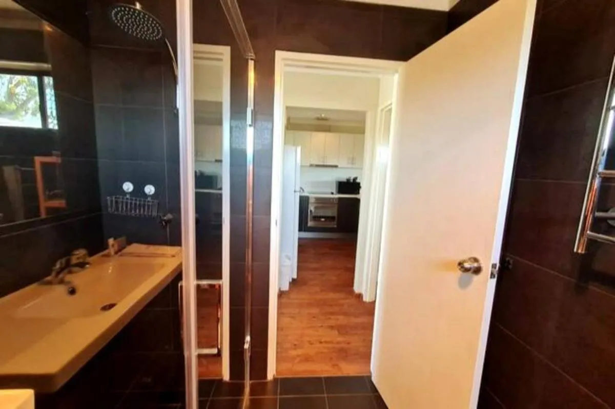 Summer Breeze – Holiday Or Business Apartment - 3