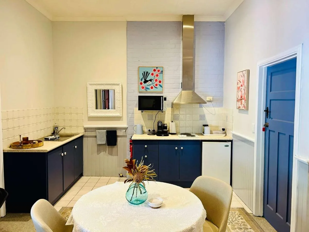 The Hideaway at Gooseberry Hill - 3