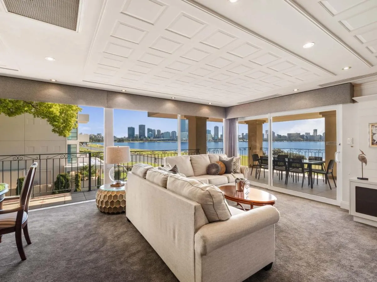 The Peninsula Riverside Serviced Apartments - 3