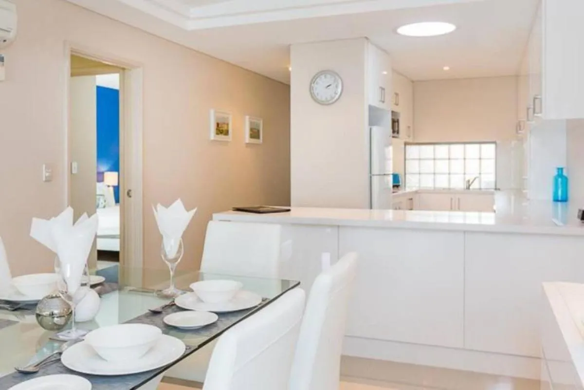 The White Pearl Apartment Direct Ocean Views Top Floor - 3