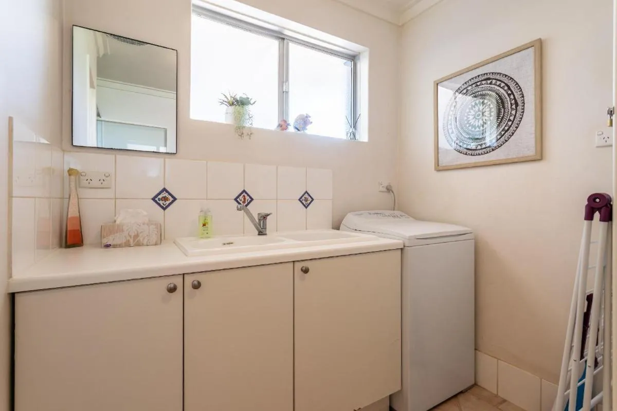 West Coast Delight Beach 1br 1 Bth - 3