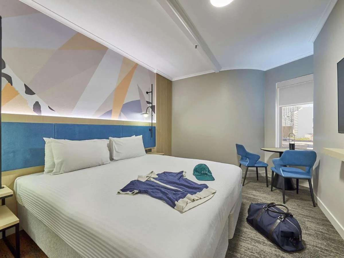 ibis Perth - 2