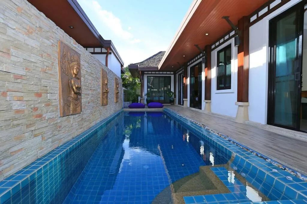 Image 2 of 3bedroom pool villa only 250m to the Rawai beach F10