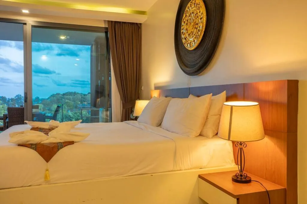 Image 1 of 500m To Beach And Town, Modern Big Apartment #c1