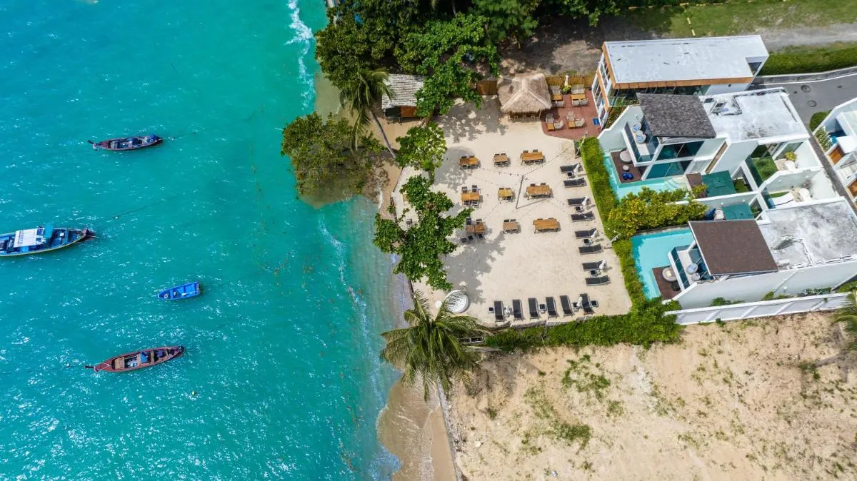 Image 3 of 【Beach Front】海景沙滩别墅，私人泳池，免费早餐，女佣每日清洁，生活方便交通便利 B