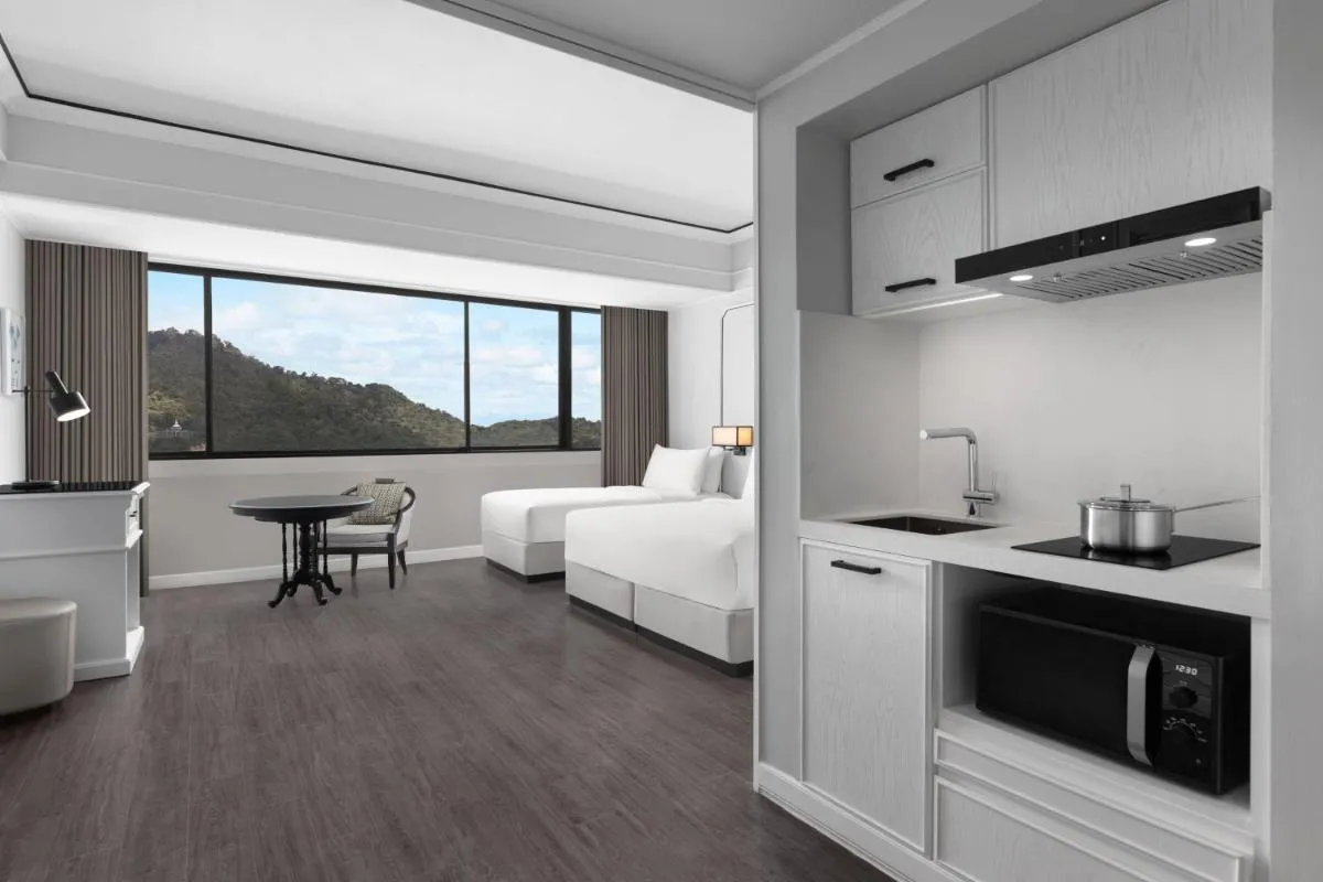 Image 6 of Courtyard by Marriott Phuket Town