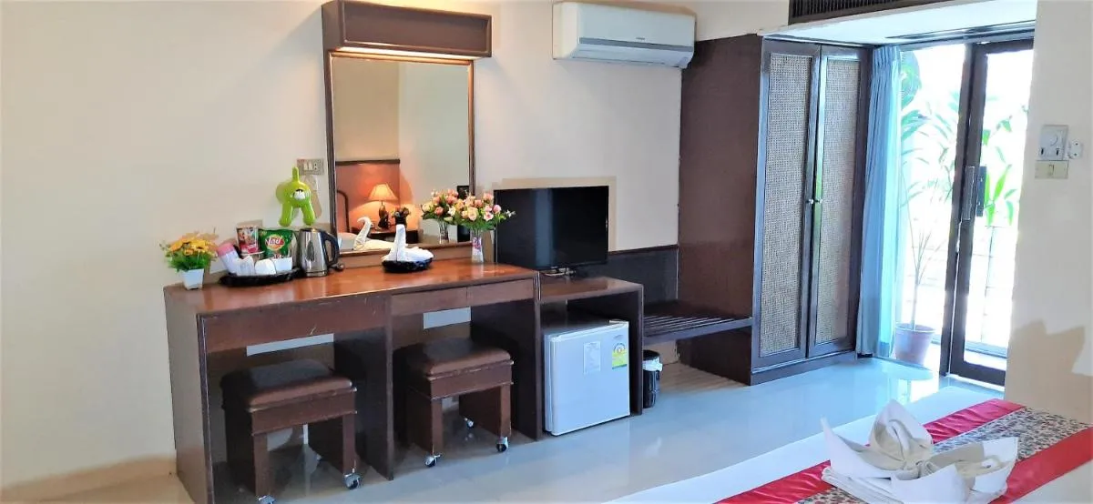 Image 3 of D2 lamoon resotel