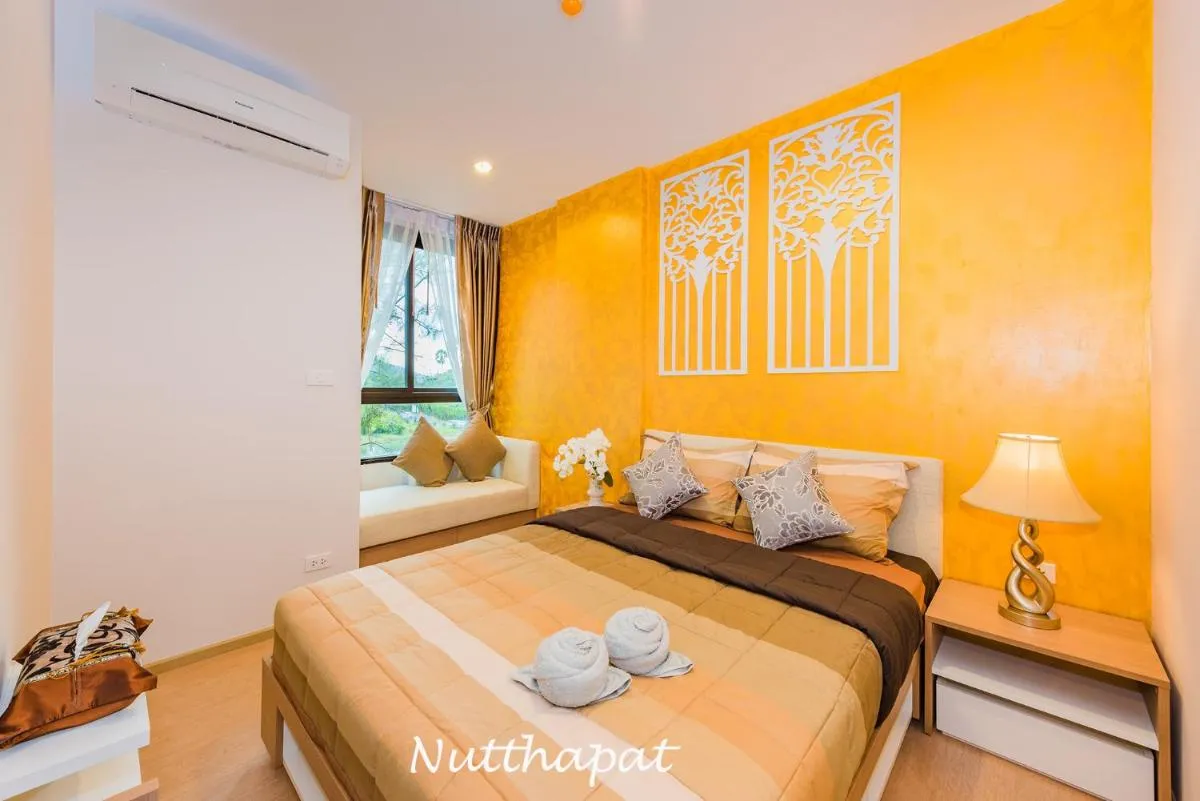 Image 1 of Elegant room near beaches, shopping, restaurants