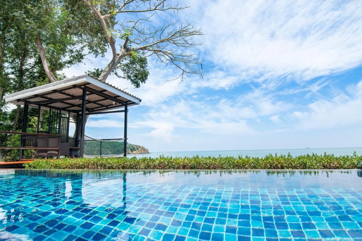 Image 5 of Koh Sirey Beachfront Pool Villa
