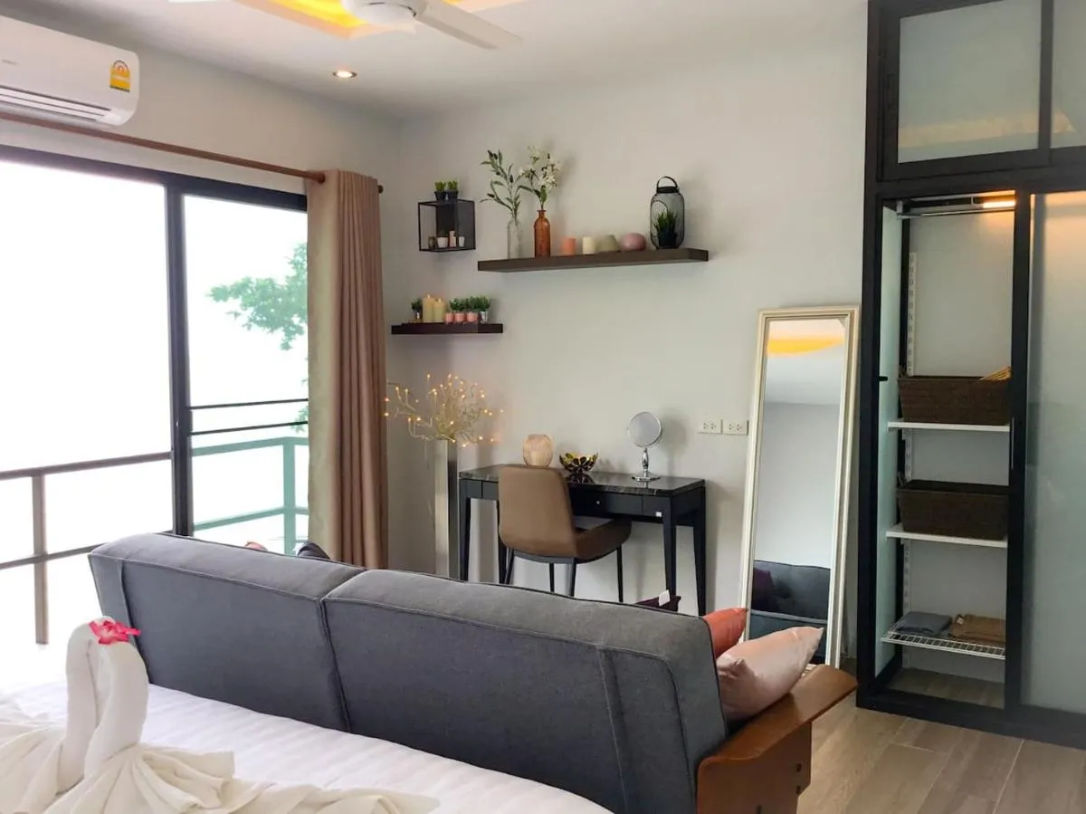 Image 4 of Koh Sirey Beachfront Pool Villa