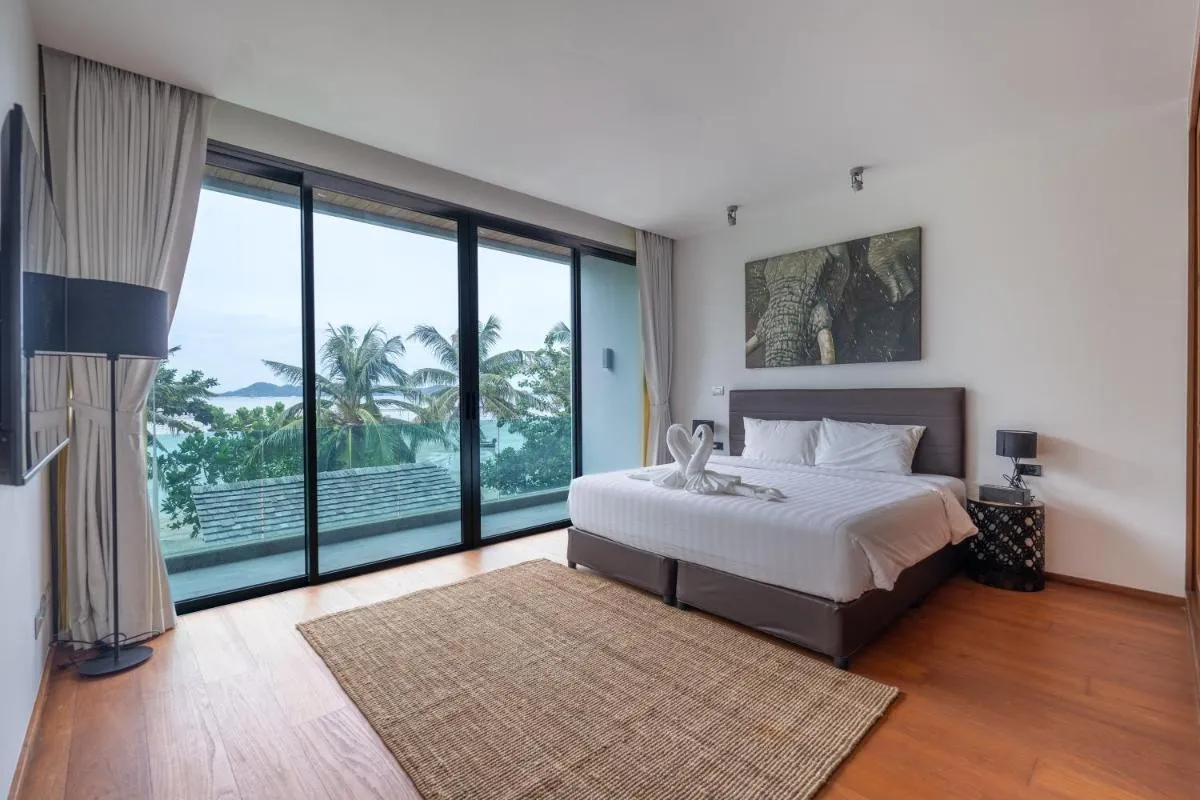 Image 1 of 拉威Eva11三卧沙滩别墅 出门就是大海 三个卧室都是海景独卫