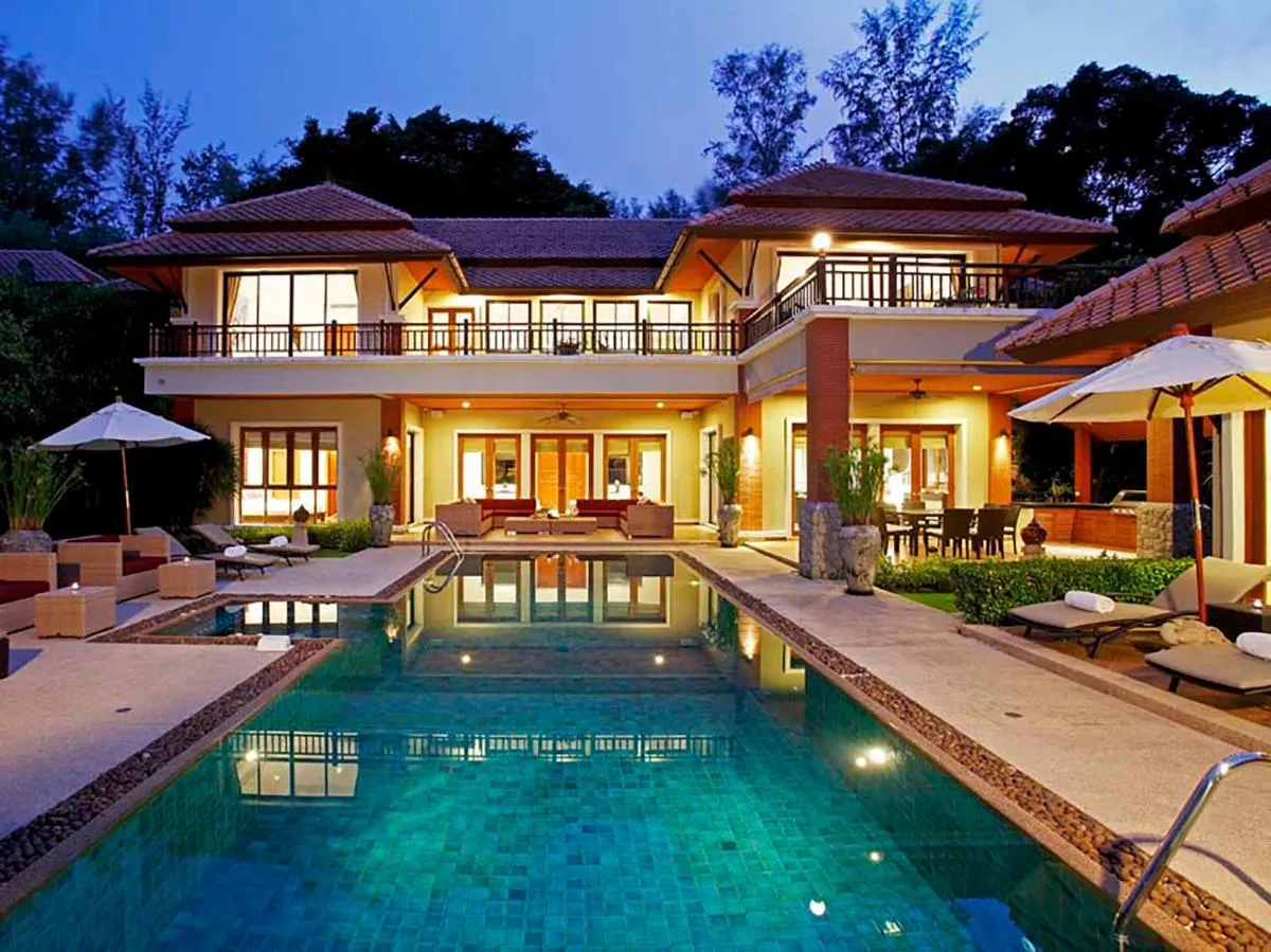 Image 3 of Laguna Waters