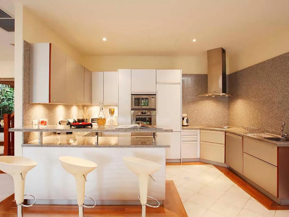 Image 4 of Laguna Waters