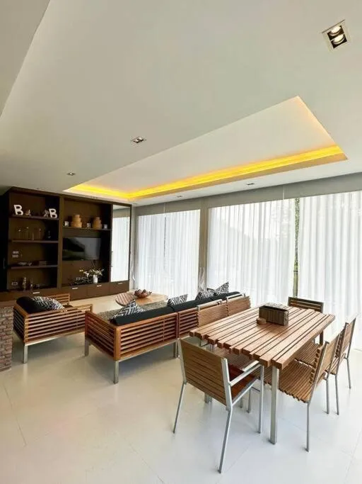 Image 5 of Luxury 2Bedroom Retreat Penthouse Kamala