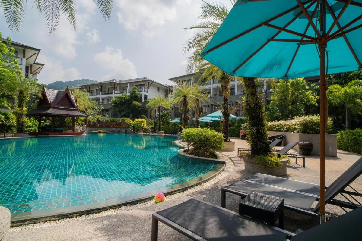 Image 3 of Modern Beachfront Apartment Naithon Beach