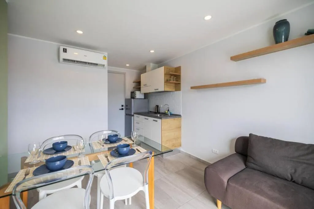 Image 4 of Modern Condo near the Beach – NV5