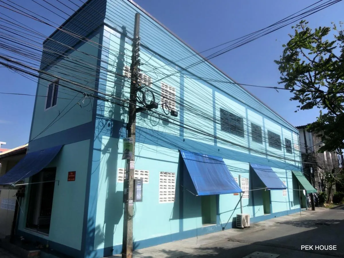 Image 5 of Pek House