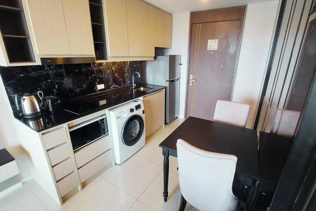 Image 4 of Seaview Condo In 5 Star Resort MG1