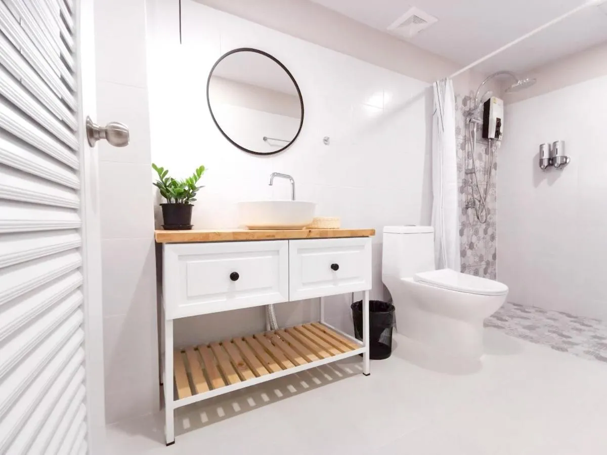 Image 2 of Snoozy Guesthouse