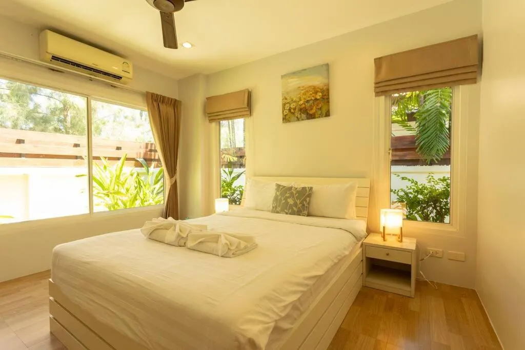 Image 1 of Sunny pool villa Rawai, close to amenities #v87