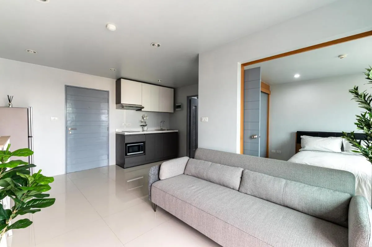 Image 3 of 1 Bedroom Studio renovated Ratchaporn Condominium Kathu