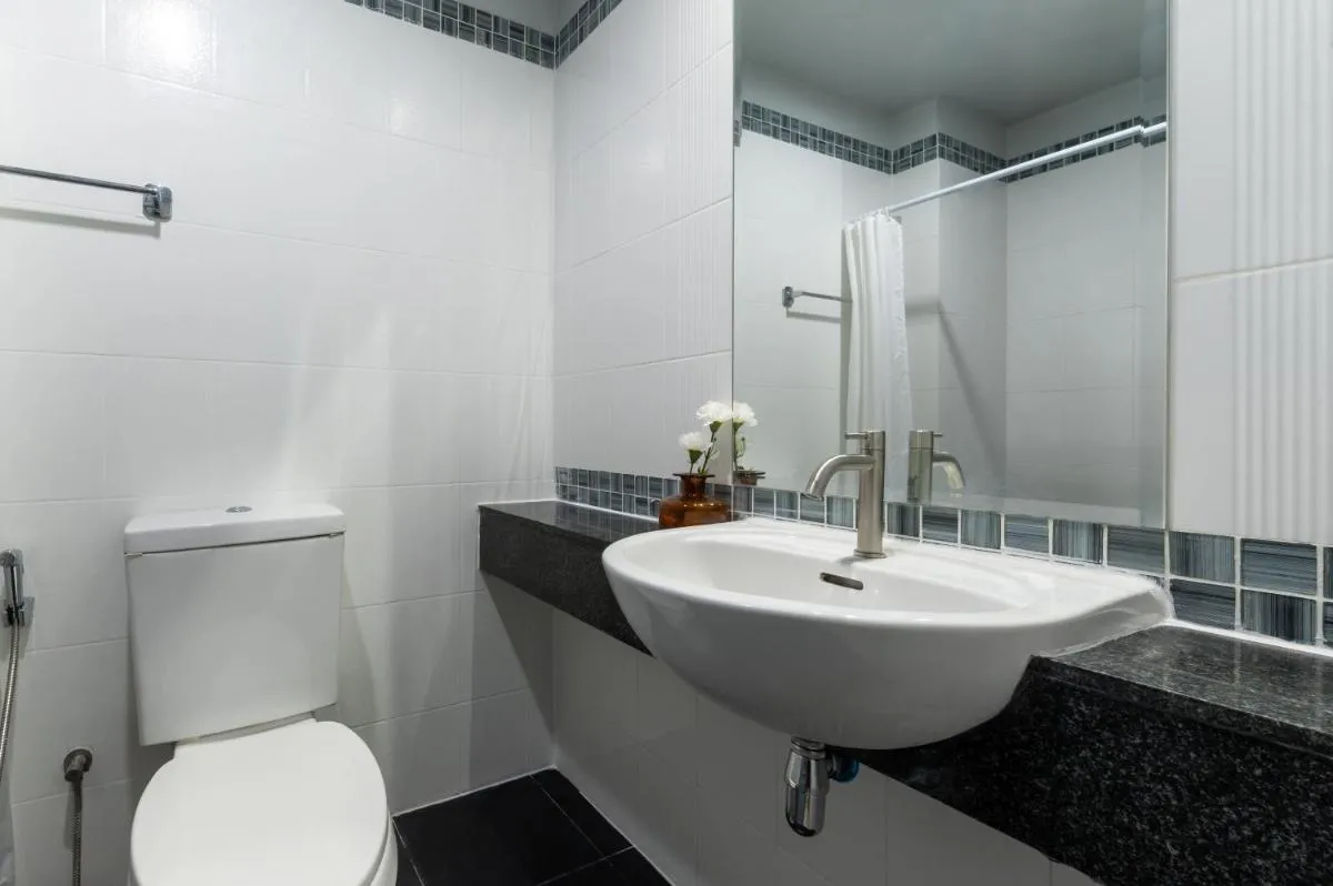 Image 1 of 1 Bedroom Studio renovated Ratchaporn Condominium Kathu