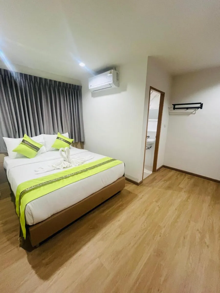 Image 3 of 28 Boutique Hotel