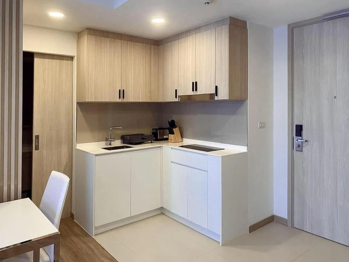 Image 1 of 2 BD Skypark Condo