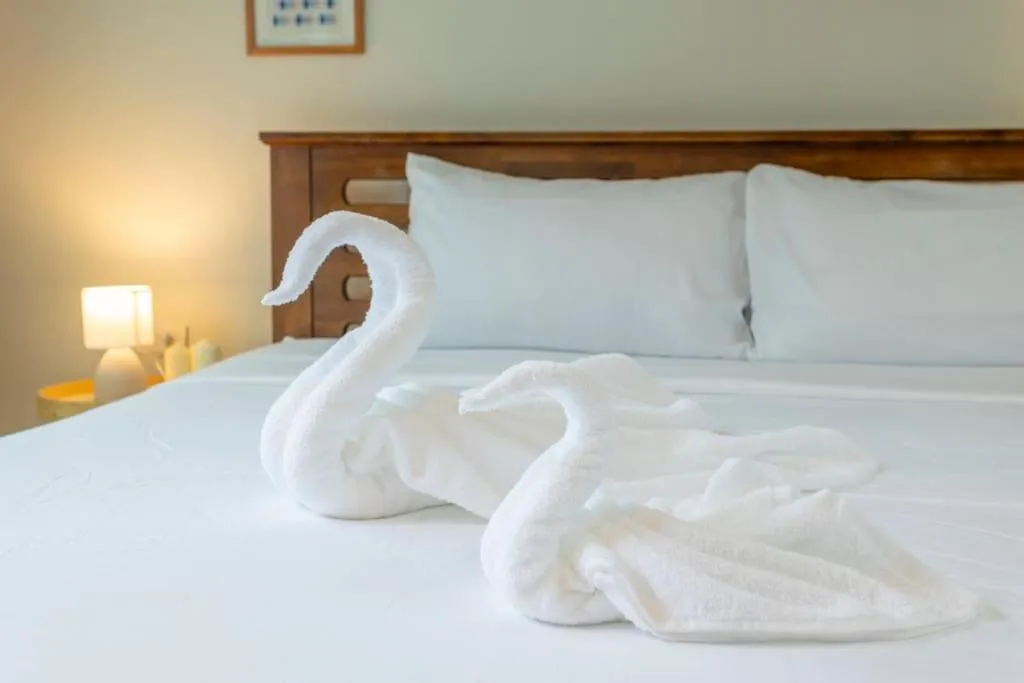 Image 2 of 2 Beds large pool night market Soi Namjai v122