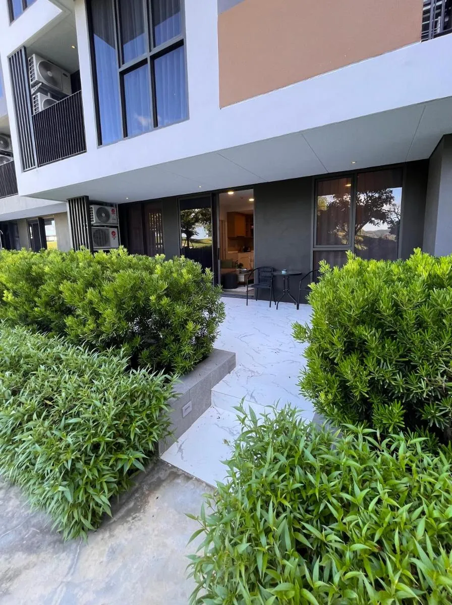 Image 3 of 2 br Terrace Laguna, SkyPark