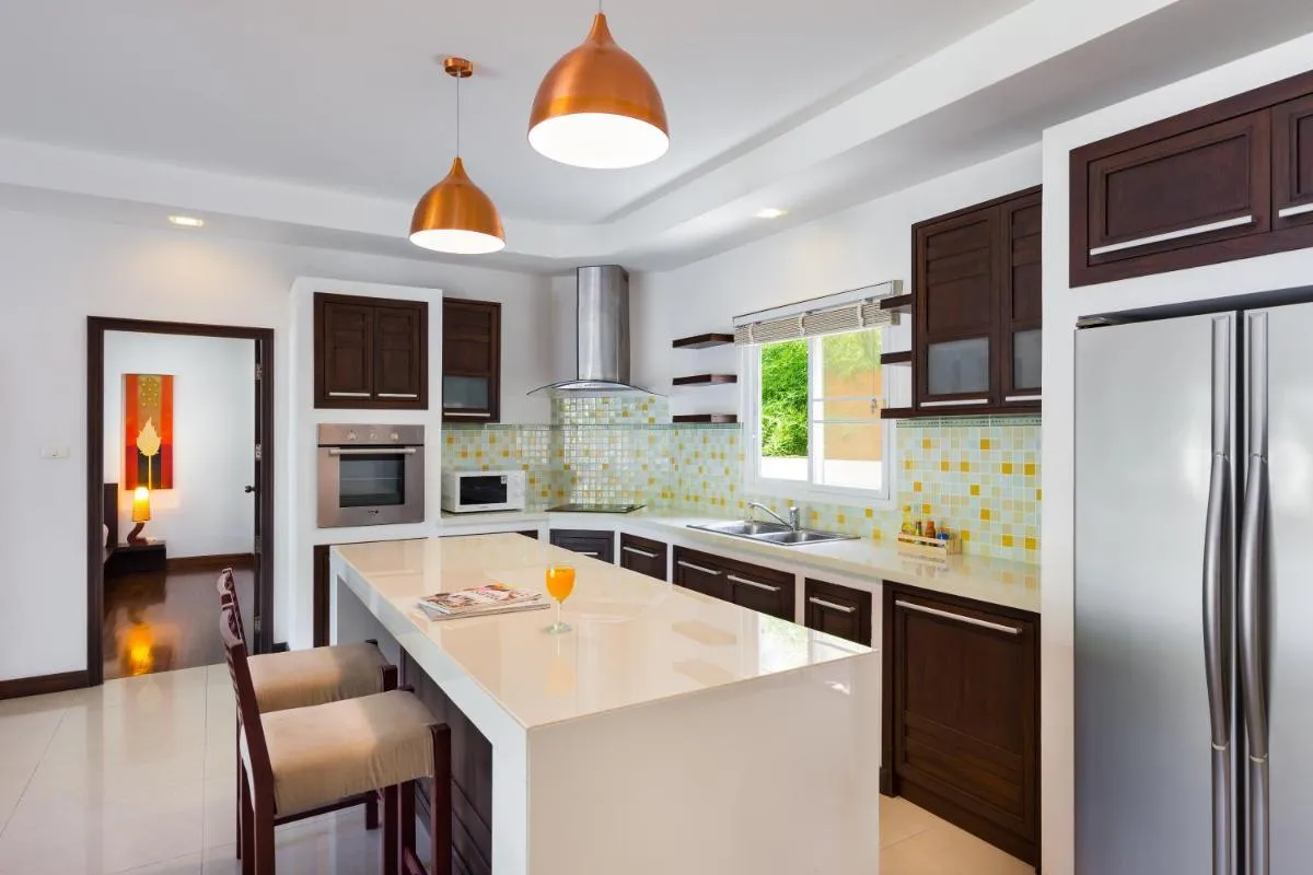 Image 2 of 3BR Villa Barnabé with Lush Garden