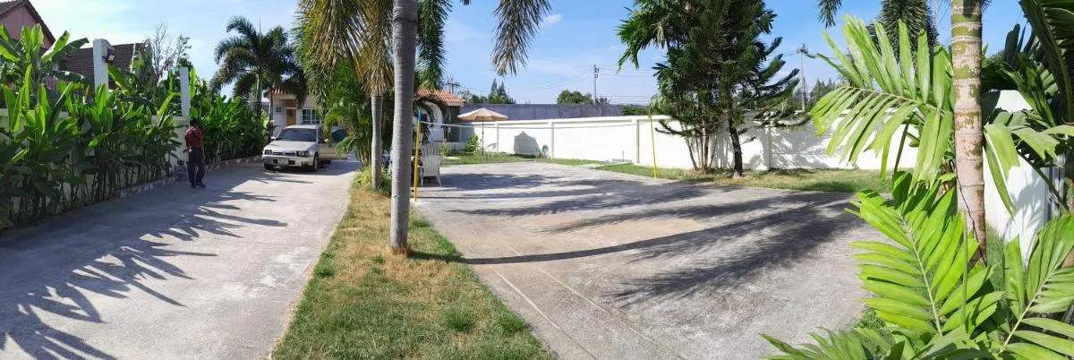 Image 2 of 3BR Villa near Laguna beach