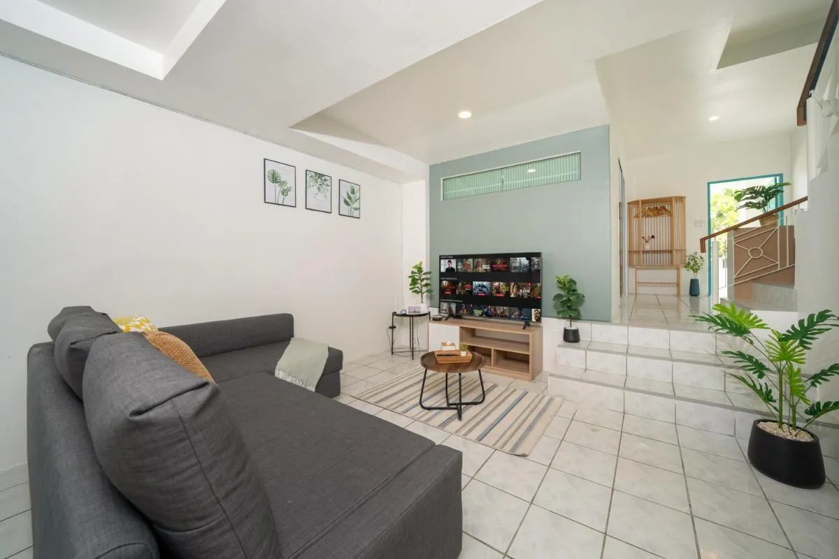 Image 4 of 5 mins walk Bangla,beach,3BR