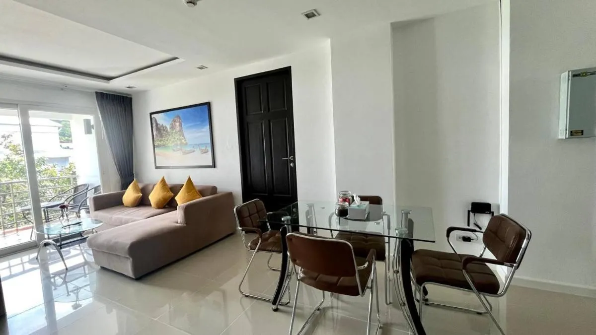 Image 3 of 6-17 2bedrooms 2baths 1 Km Walking To Patong Beach