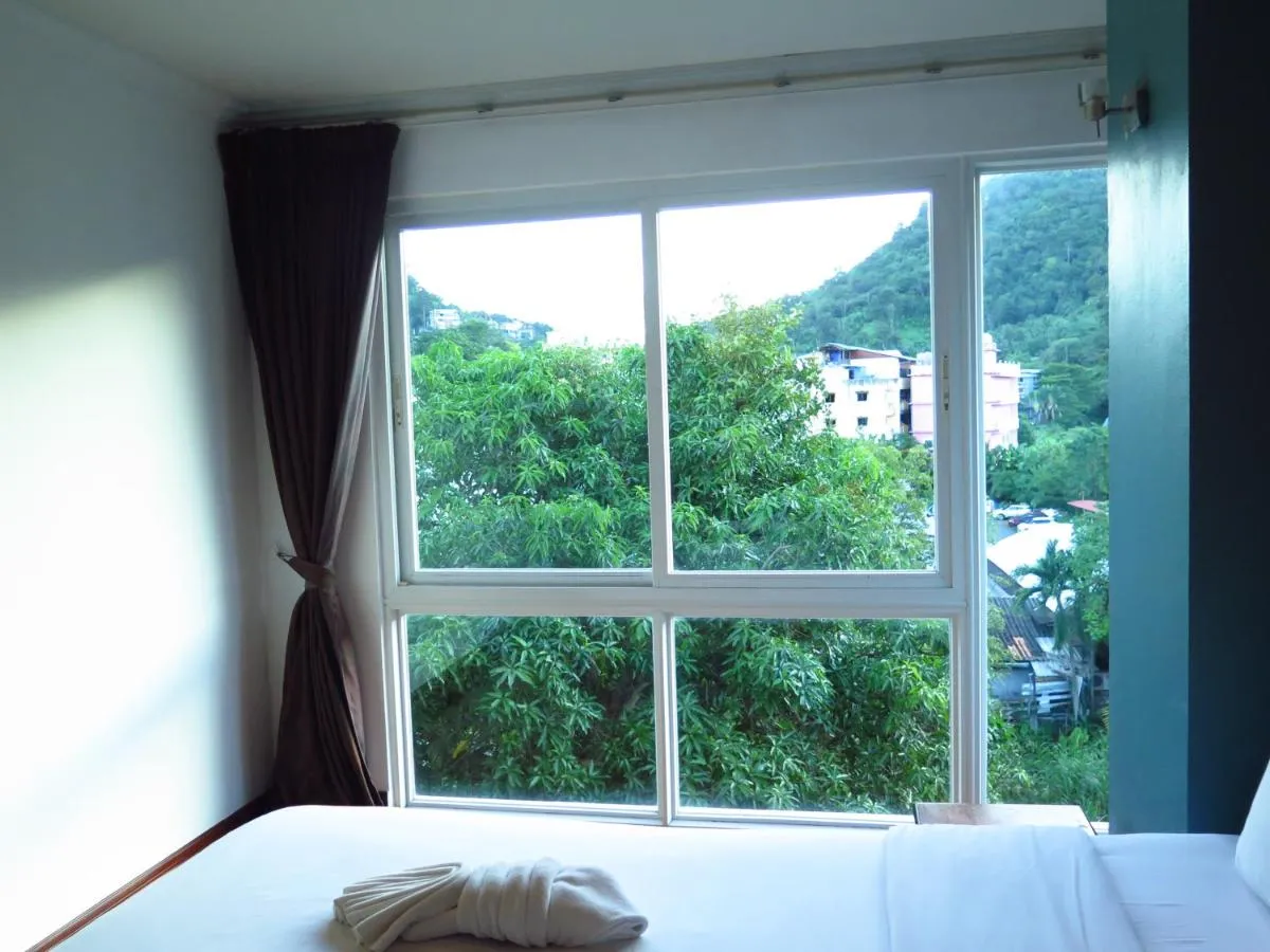 Image 6 of 639 2 Bedroom Contemporary Teak Wood Patong Beach