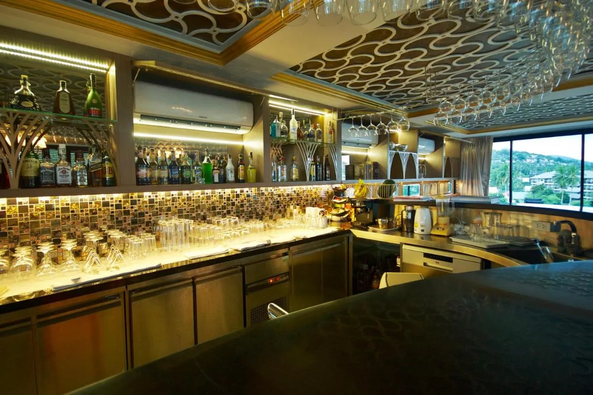 Image 2 of 6th Avenue Surin by Risa