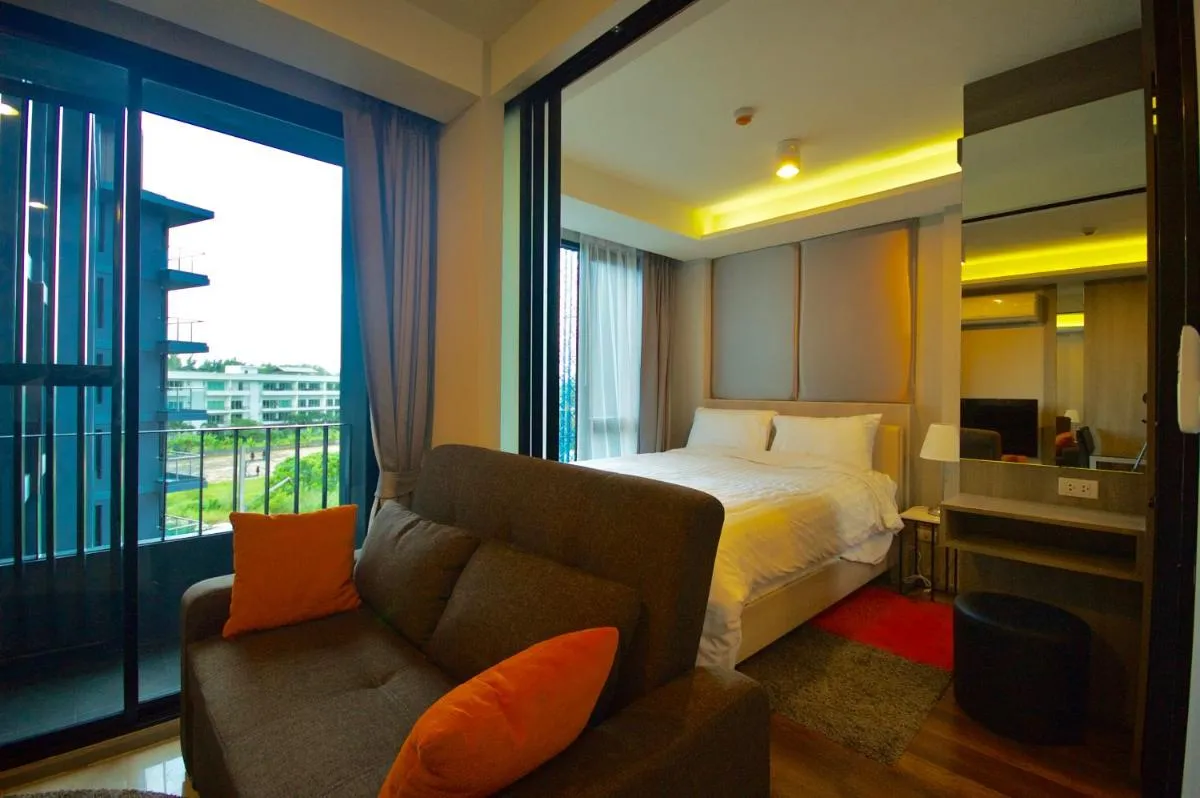 Image 5 of 6th Avenue Surin by Risa