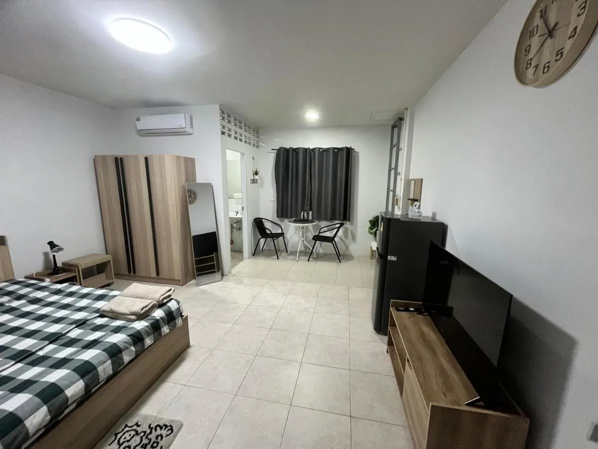 Image 6 of 84 Bar & Guest House