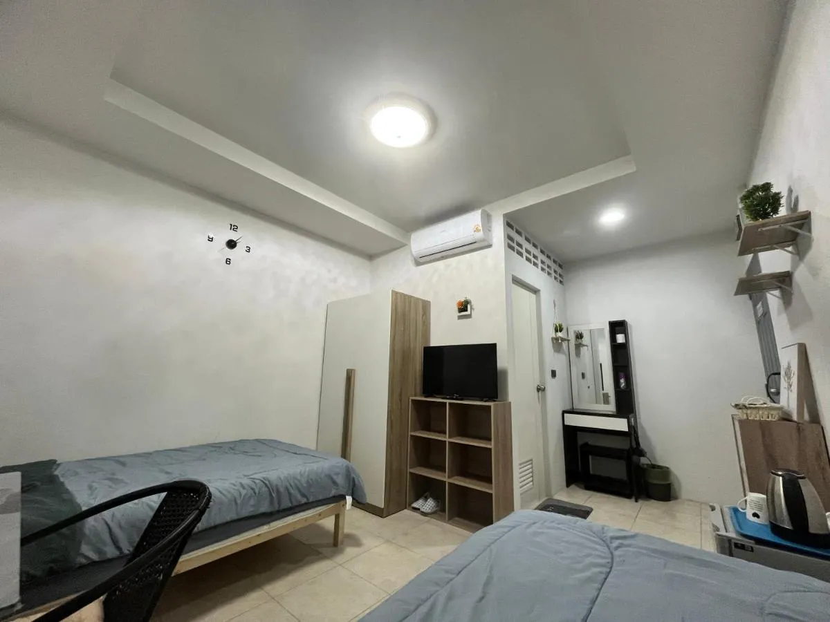 Image 2 of 84 Bar & Guest House