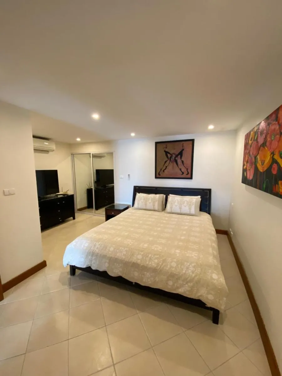 Image 2 of Andaman Hill Pool Seaview