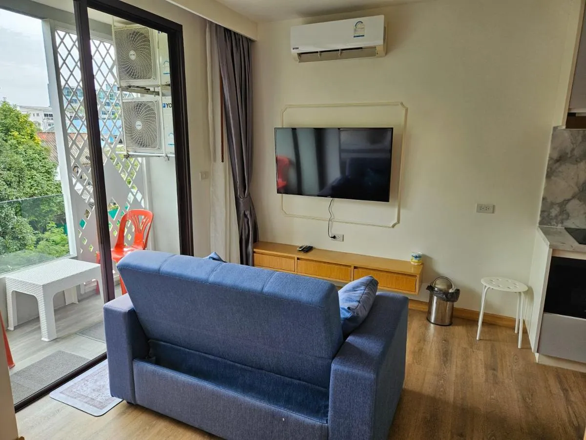 Image 1 of Aristo 2 by Laurent