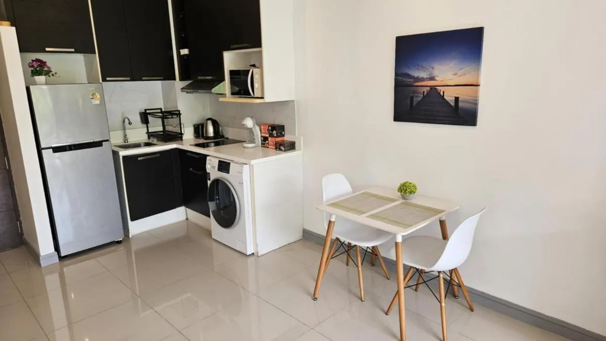 Image 2 of AtKaronWithChadaB210