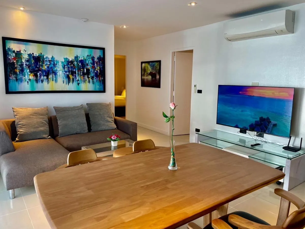 Image 4 of B12a Pool Access partial Seaview 2brs 1bath Karon