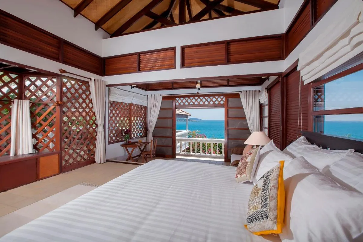 Image 1 of Baan Khunying – Secluded Phuket Beachfront Villa