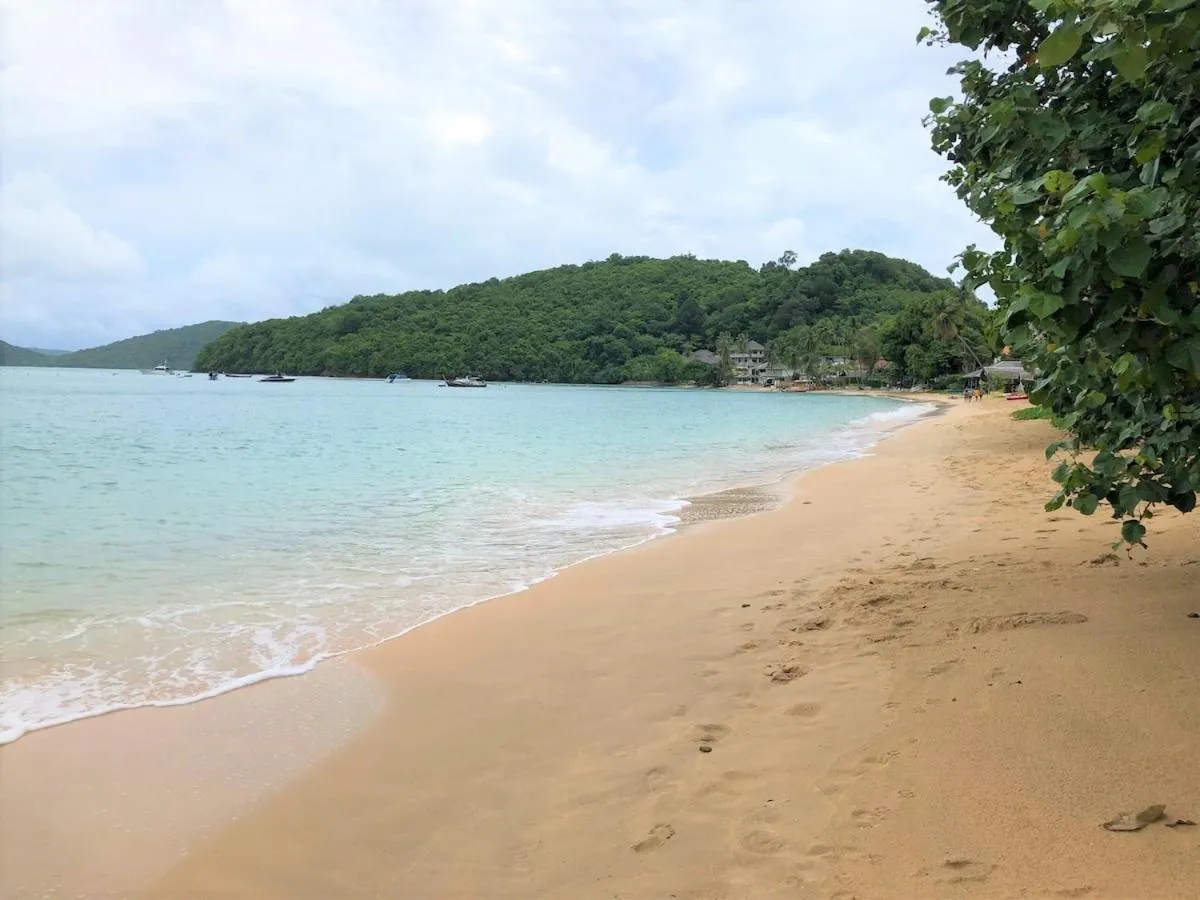 Image 5 of Beach Front Sand Castle – kid friendly right on the perfect beach