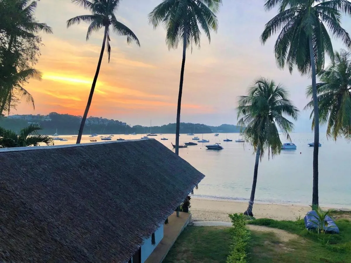 Image 1 of Beach Front Sand Castle – kid friendly right on the perfect beach