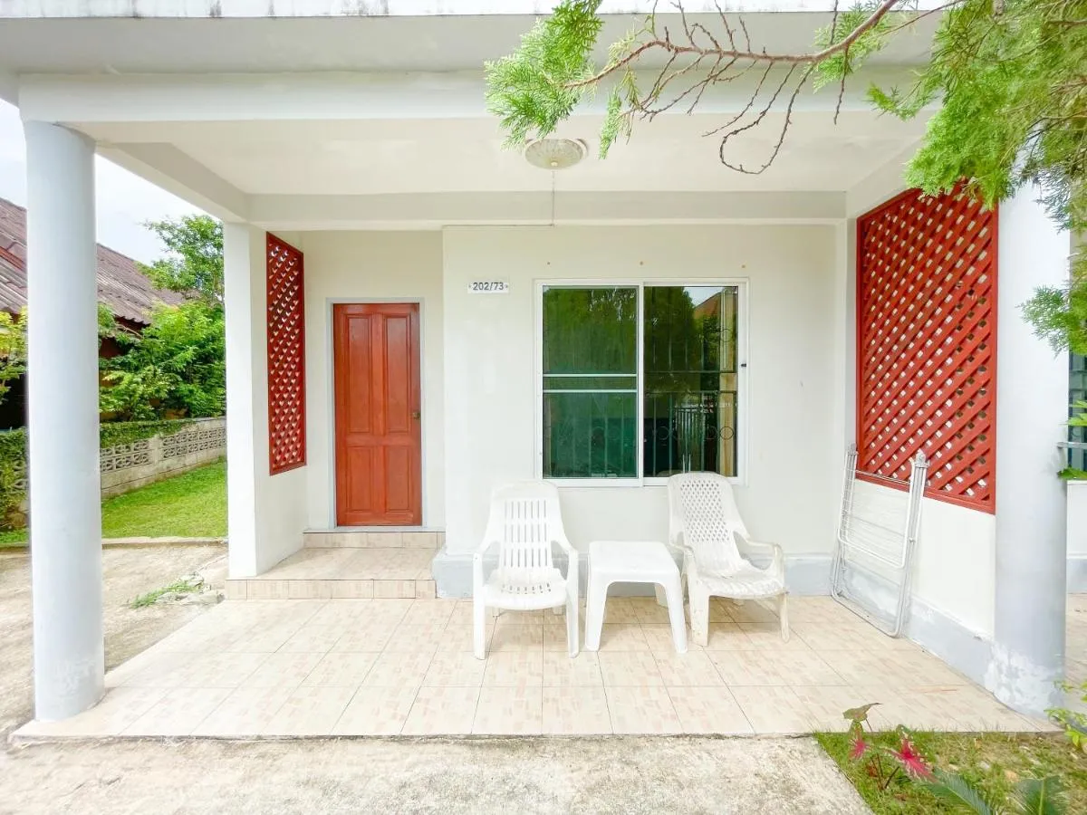 Image 2 of Beach Village House CH2 AND TV 2